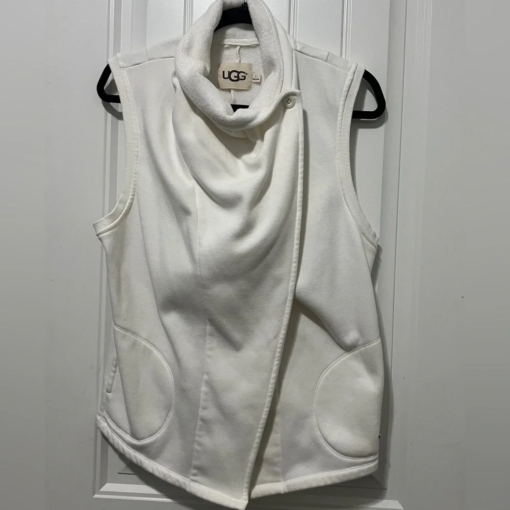 UGG Cream Draped Vest - Picture 1 of 4